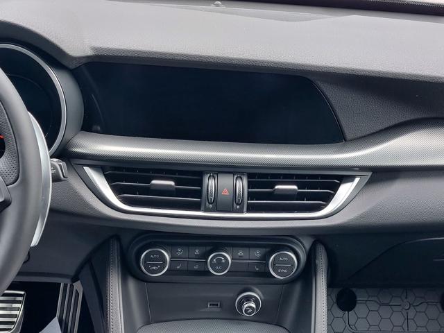 ALFA ROMEO Stelvio usata, con Controllo automatico clima