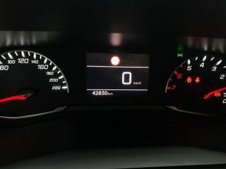 PEUGEOT 208 usata, con Boardcomputer