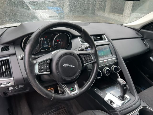JAGUAR E-Pace usata, con Chiusura centralizzata