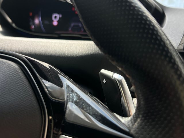 PEUGEOT 3008 usata, con USB