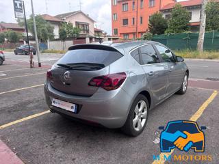 OPEL Astra usata, con Autoradio