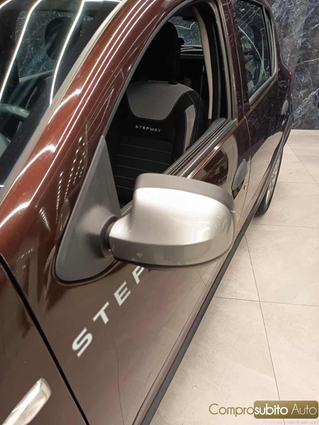 DACIA Sandero usata, con Filtro antiparticolato