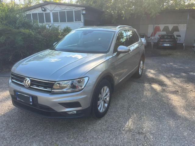 VOLKSWAGEN Tiguan usata, con Airbag laterali