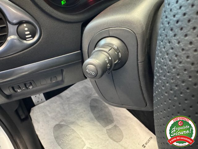 RENAULT Clio usata, con Lettore CD