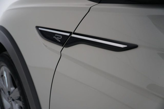 VOLKSWAGEN Taigo usata, con Fari LED