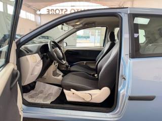 FIAT Punto usata, con Specchietti laterali elettrici