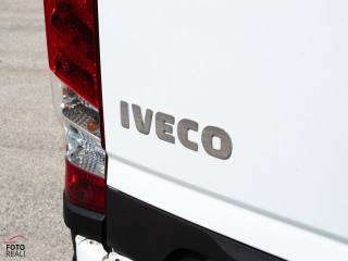 IVECO Daily usata, con Climatizzatore automatico, 2 zone