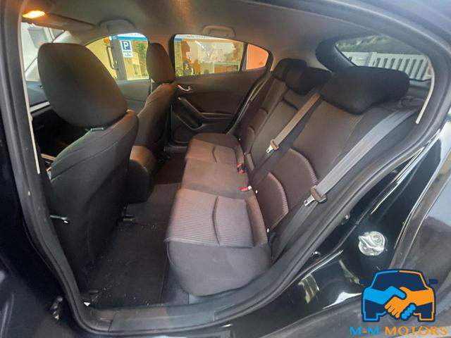 MAZDA 3 usata, con Fari Xenon