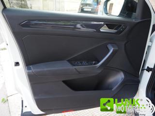 VOLKSWAGEN T-Roc usata 24