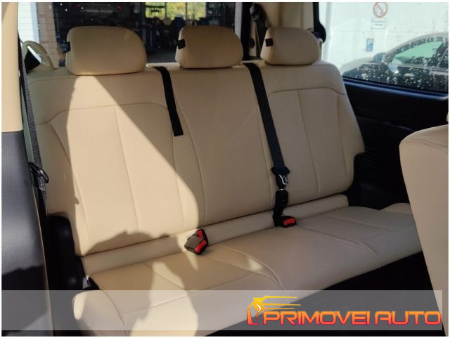 HYUNDAI Staria usata, con Autoradio