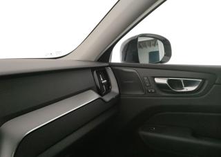 VOLVO XC60 usata, con Sedile posteriore sdoppiato