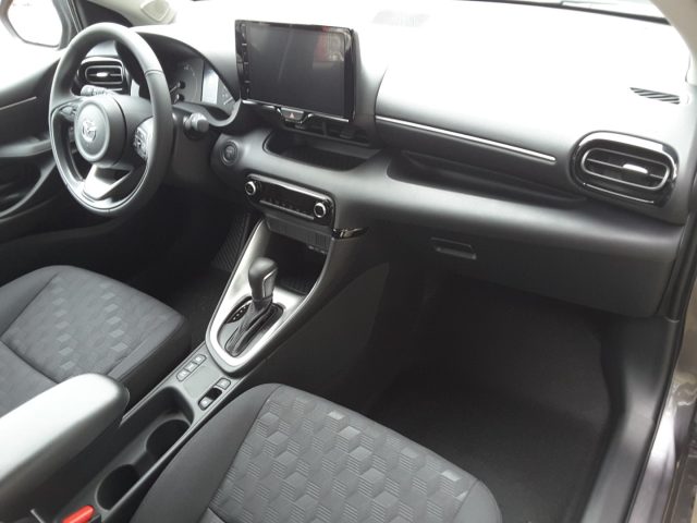 MAZDA 2 usata, con Controllo automatico clima