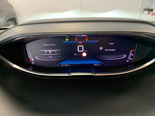 PEUGEOT 3008 usata, con Controllo elettronico della corsia