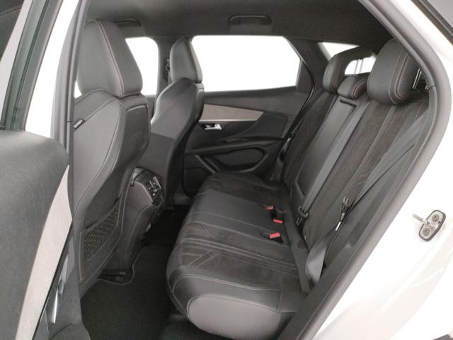 PEUGEOT 3008 usata, con USB