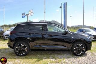OPEL Grandland usata, con Interni in pelle