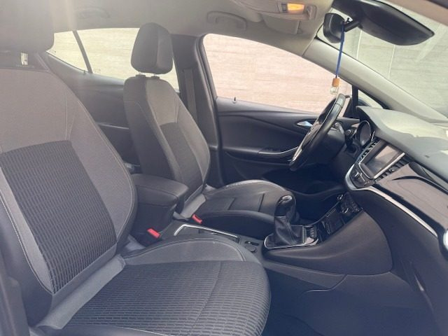 OPEL Astra usata, con Controllo trazione