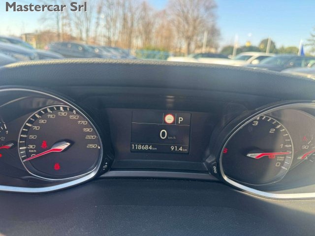 PEUGEOT 308 usata, con Boardcomputer