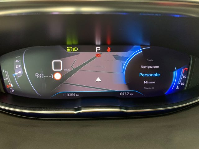 PEUGEOT 3008 usata, con Touch screen