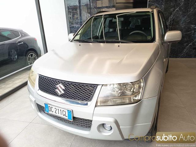 SUZUKI Grand Vitara usata, con Airbag laterali