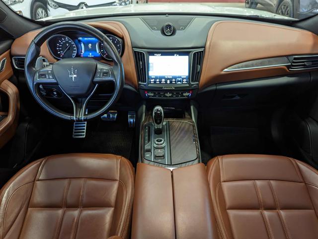 MASERATI Levante usata, con Autoradio