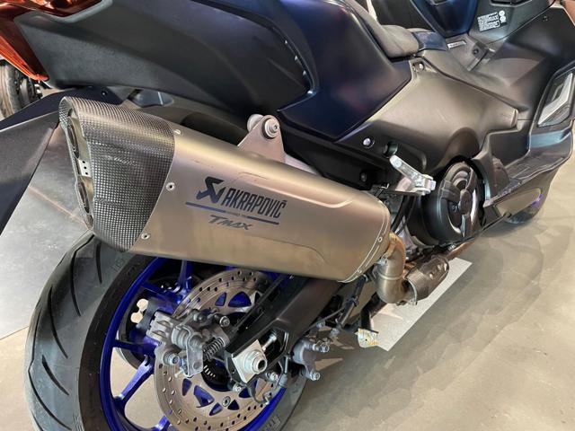 YAMAHA T-Max 560 usata 5