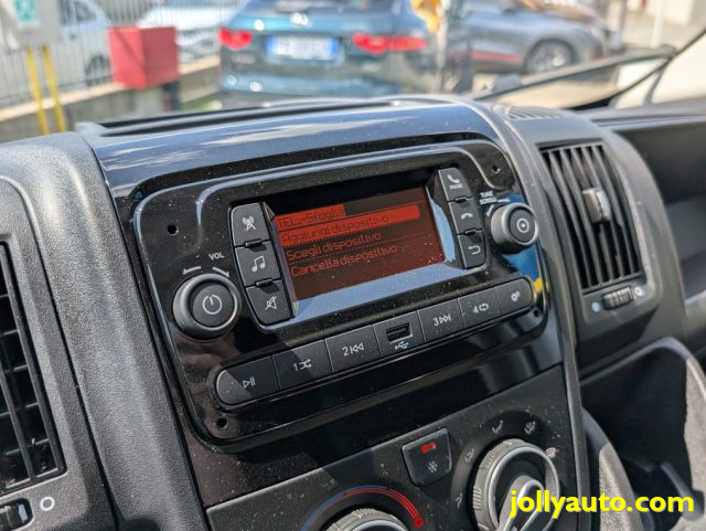 OPEL Movano usata, con MP3