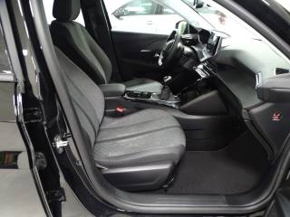 PEUGEOT 208 usata, con Fari LED