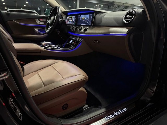 MERCEDES-BENZ E 300 usata, con Sistema di navigazione