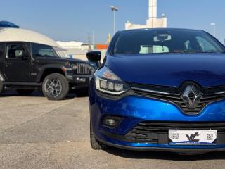 RENAULT Clio usata, con Climatizzatore