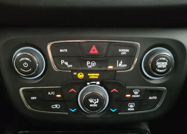JEEP Compass usata, con Luci diurne LED