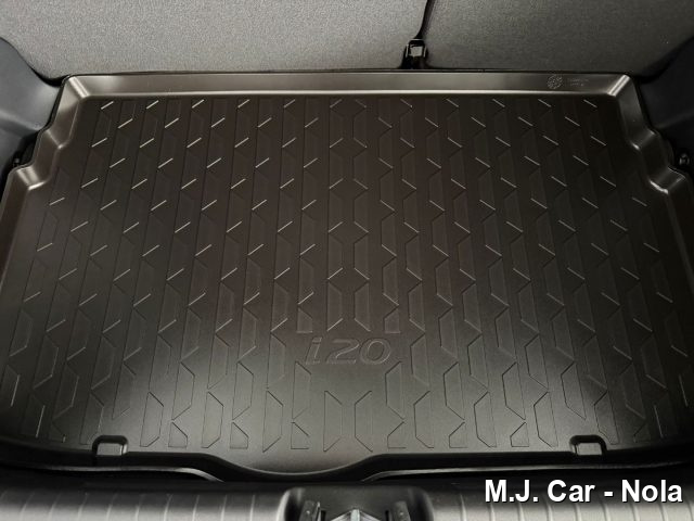 HYUNDAI i20 usata, con Luci diurne LED