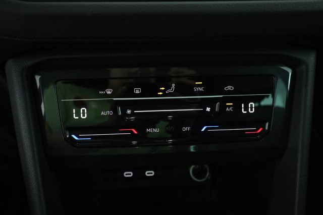 VOLKSWAGEN Tiguan usata 11