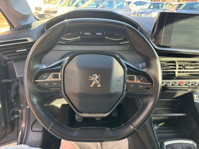PEUGEOT 208 usata, con Autoradio