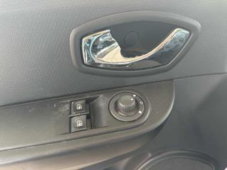 RENAULT Clio usata, con Touch screen
