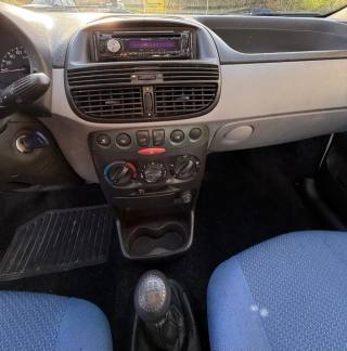 FIAT Punto usata 7