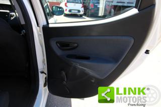 LANCIA Ypsilon usata, con Sedile posteriore sdoppiato
