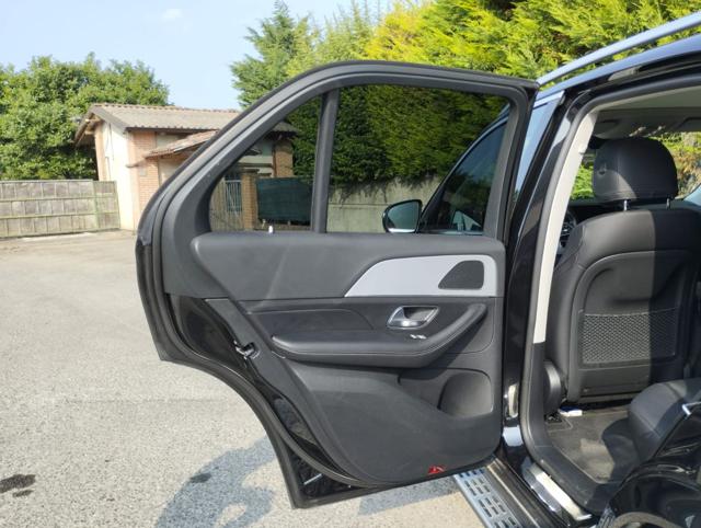 MERCEDES-BENZ GLE 300 usata, con Autoradio digitale