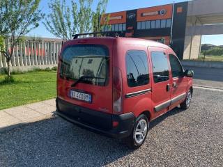 RENAULT Kangoo usata, con Autoradio