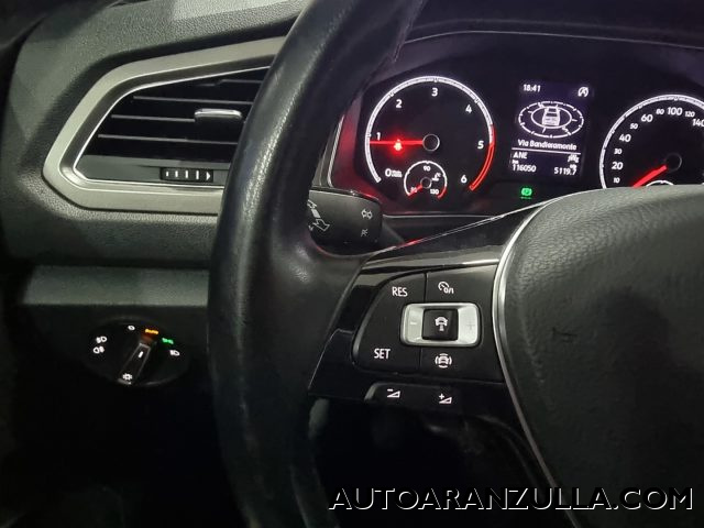 VOLKSWAGEN T-Roc usata, con Volante in pelle