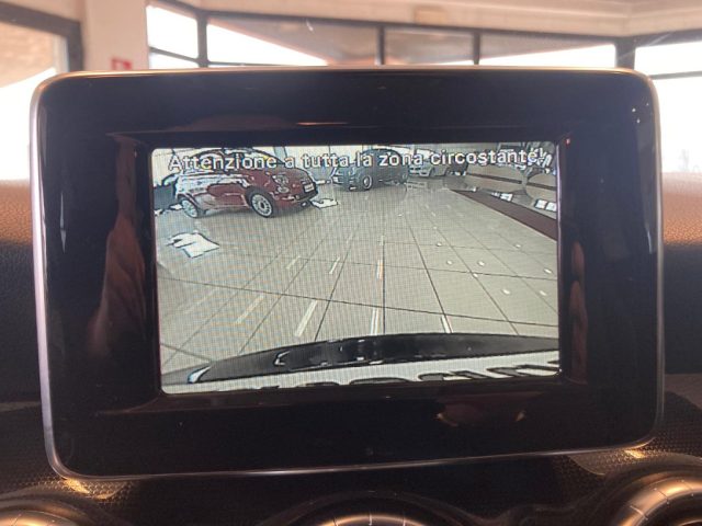 MERCEDES-BENZ CLA 180 usata, con ESP