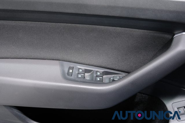 VOLKSWAGEN Passat Variant usata, con Limitatore di velocità