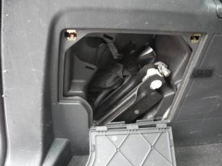 VOLKSWAGEN Touran usata 47