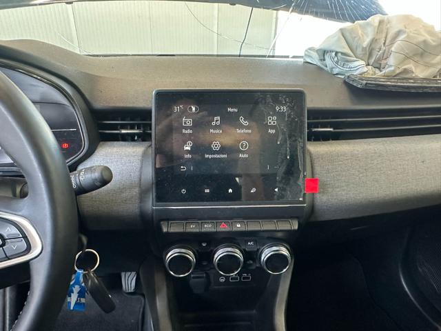 RENAULT Clio usata, con Bluetooth