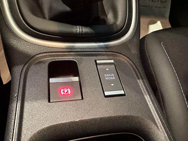 JEEP Avenger usata, con Controllo automatico clima