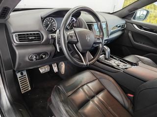 MASERATI Levante usata, con Autoradio