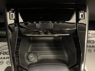 PEUGEOT 2008 usata, con USB