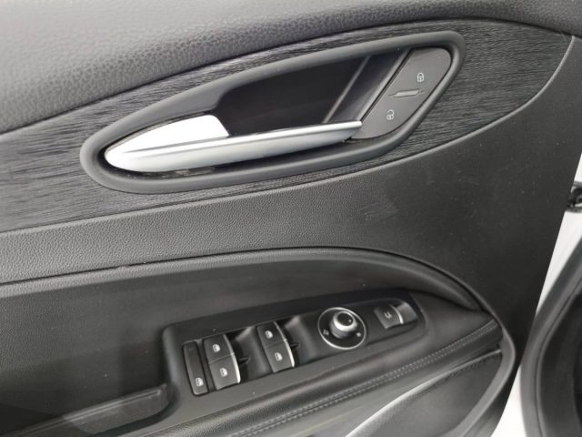 ALFA ROMEO Stelvio usata, con Sensore di pioggia