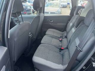 RENAULT Scenic usata, con Autoradio