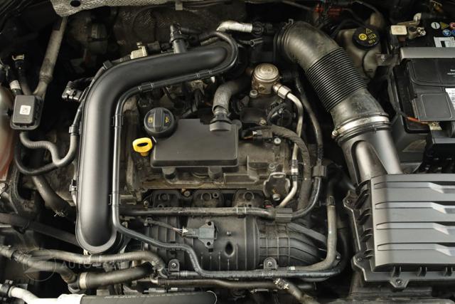 VOLKSWAGEN Golf usata, con Climatizzatore automatico, 2 zone