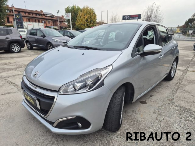 PEUGEOT 208 usata, con USB